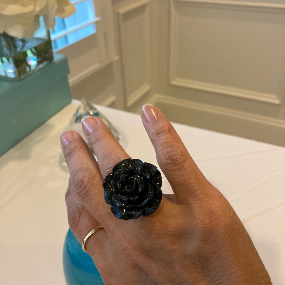 Black Rose Ring